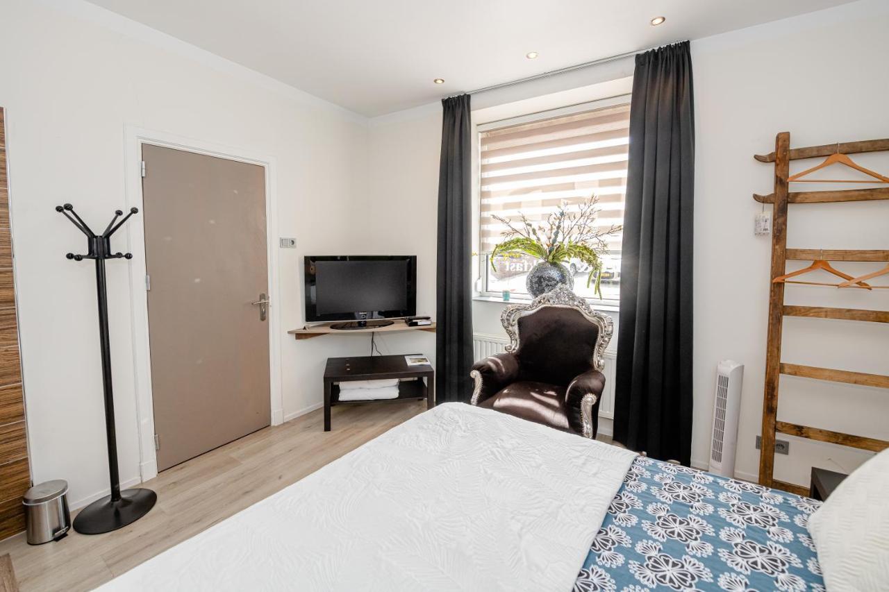 B & B M 3 Merkelbeek Exterior photo
